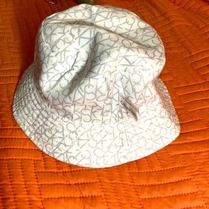 CK summer hat reversible